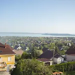 Lakeview * באלאטונפורד